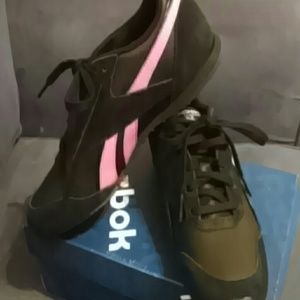 Reebok classic trainers