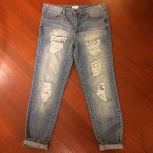 Forever 21 Distressed Boyfriend Jeans