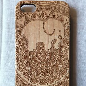 IVORY ELLA WOODEN iPHONE 5/5s CASE!!