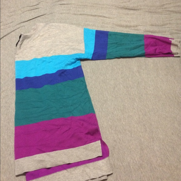 Multi Colored Sweater - Picture 3 of 3