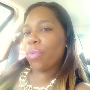 Meet your Posher, Tonya