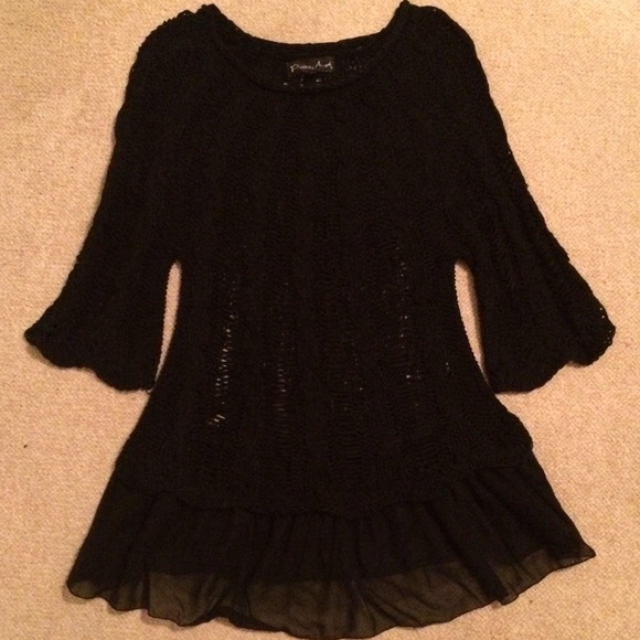 Size M Boutique Pretty Angel Sweater. Like New!