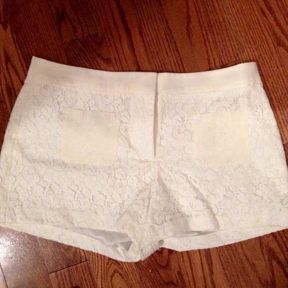 White lace shorts