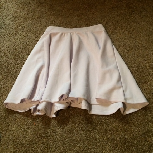 👀BUNDLE DEAL👀 Crop and Skirt - Picture 3 of 3