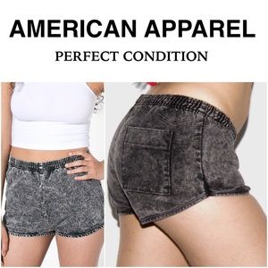 AMERICAN APPAREL