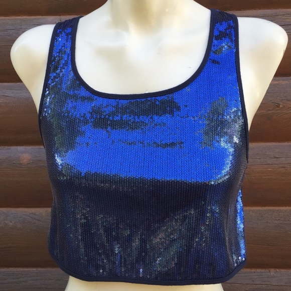 🎉HP 10/25🎉 LF Sequined Blue Cropped Top XS SALE
