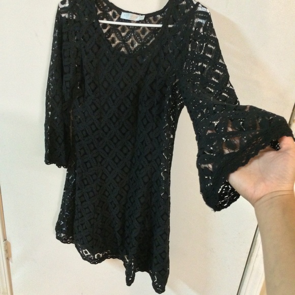 Ravi Khosla Black Bell Sleeved Lace Dress