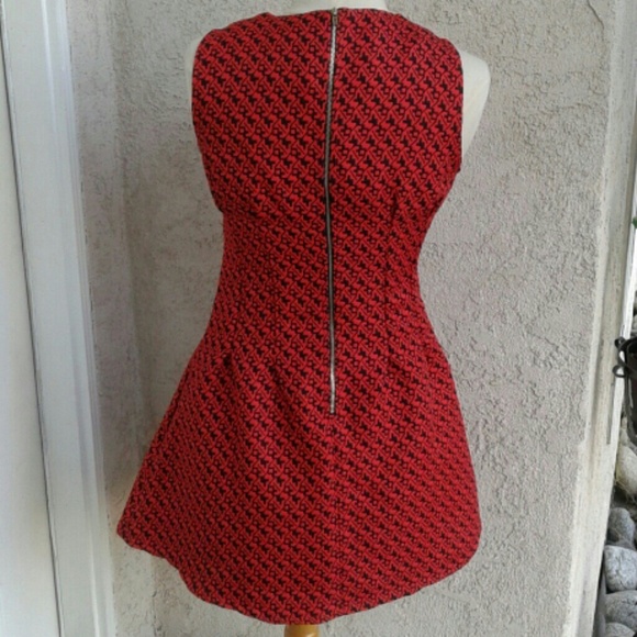 Red /Black dress. Size M. - Picture 2 of 4