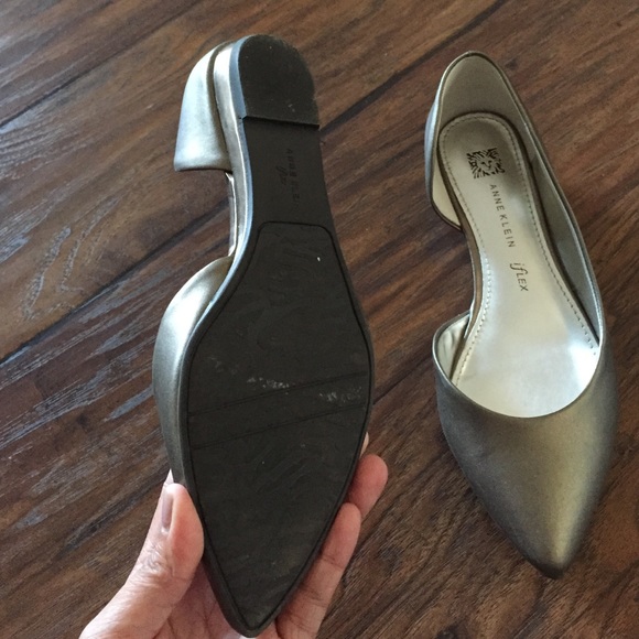 Anne Klein iFlex pointed toe flats Size 6 - Picture 2 of 3
