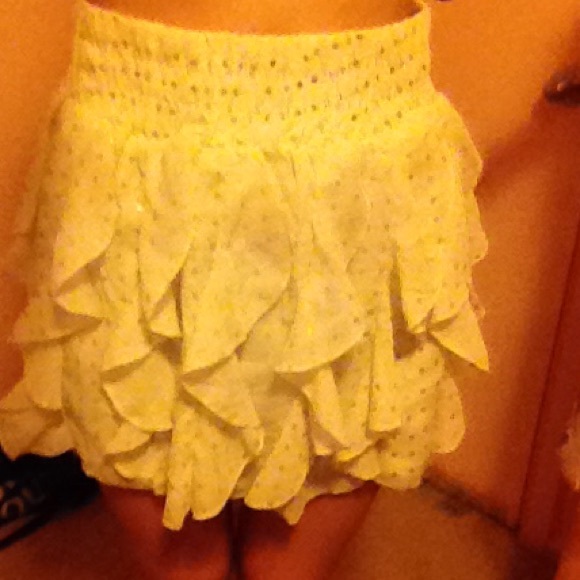 Rue 21 skirt, too big for me. Worn once