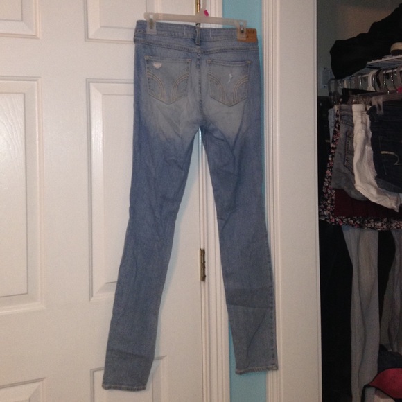Light wash slightly distressed hollister jeans