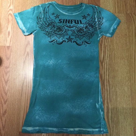 🌸TRADED🌸Sinful t shirt - Picture 2 of 3