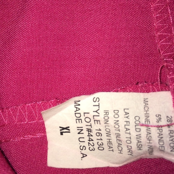 Pink shorts💖 - Picture 2 of 4