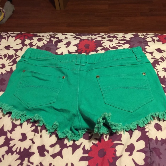 Jean shorts - Picture 2 of 2