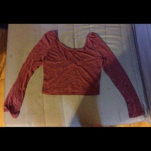 Long sleeved, dark red crop top!