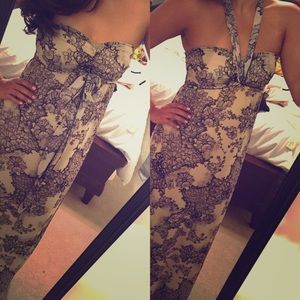 Versatile black and white lace print maxi