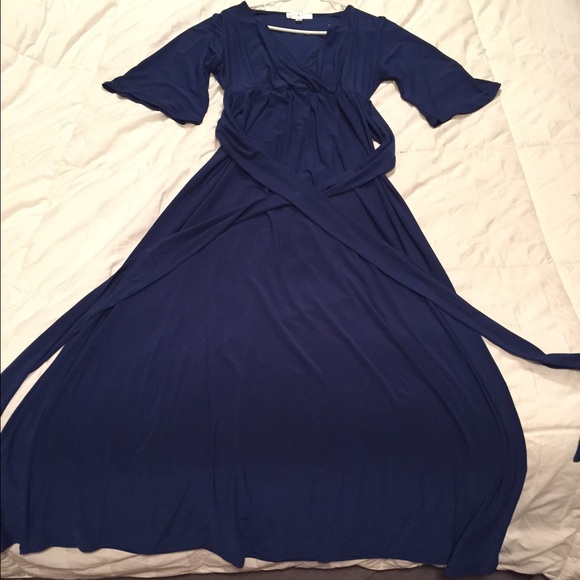 Long navy mid sleeve dress