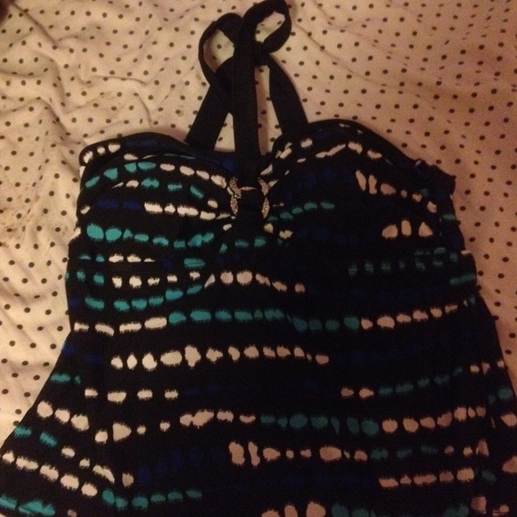 Tankini style swimsuit top