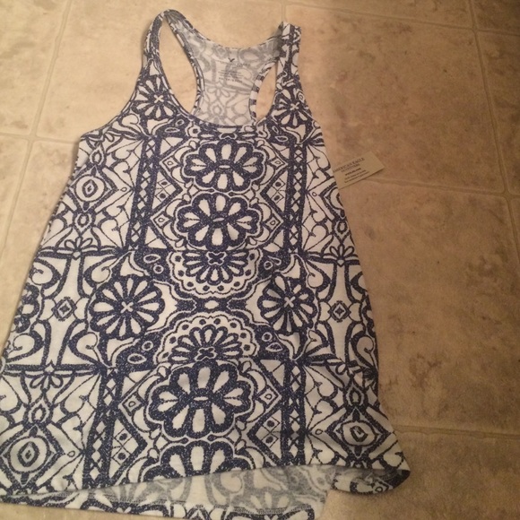 Women's tank