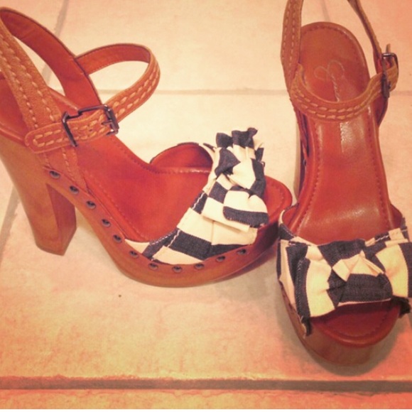 Jessica Simpson shoes