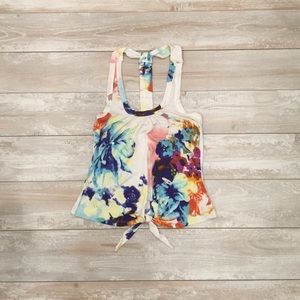 Tropical/floral top!!