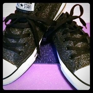 Converse sparkle sneakers .