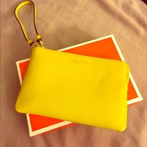Coach wristlette