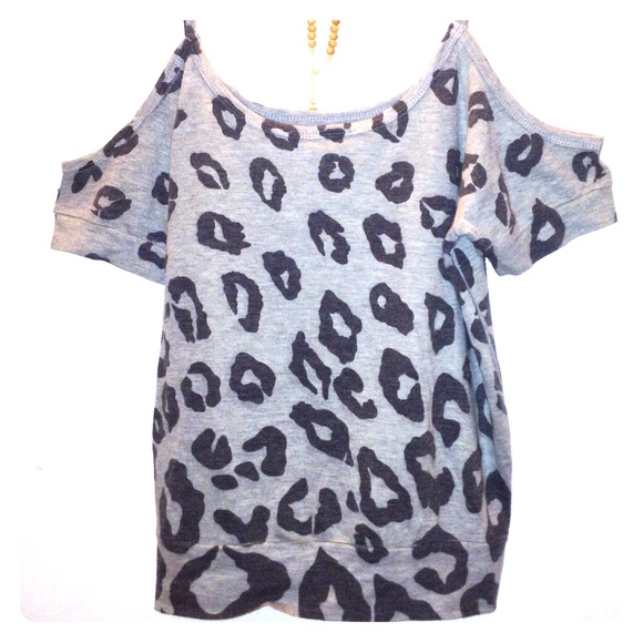 Cheetah print shoulder less shirt