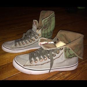 True Religion Sneakers M9 (each)