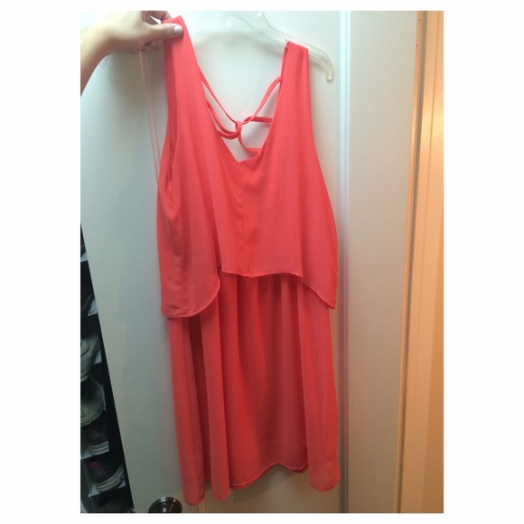 Coral flowy dress size small - Picture 1 of 2