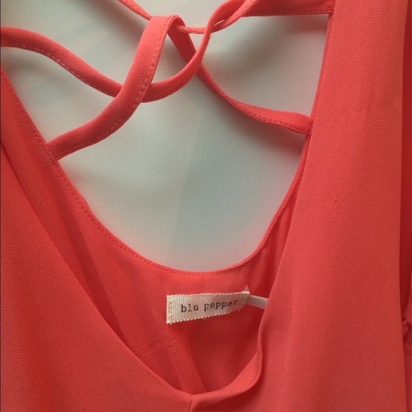 Coral flowy dress size small - Picture 2 of 2