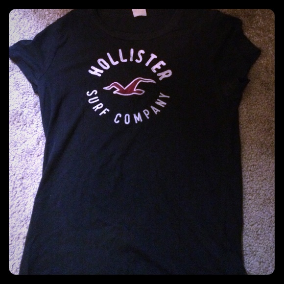 Hollister shirt - Picture 1 of 3