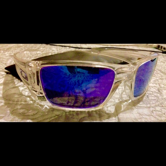 100% authentic oakleys - Picture 2 of 2