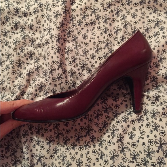 YSL heels - Picture 2 of 3