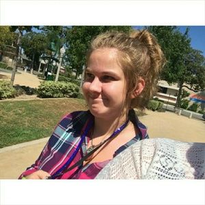 Meet your Posher, Miriam