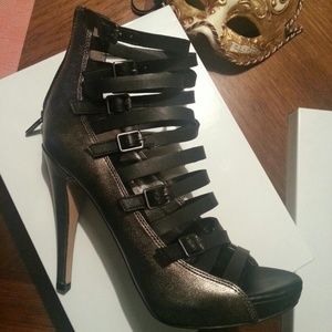 New Circus Sam Edelman Lennox Strappy Sandals Sz.8