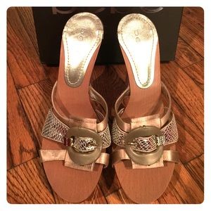 Bebe size 8 gold Greystone Snake heel