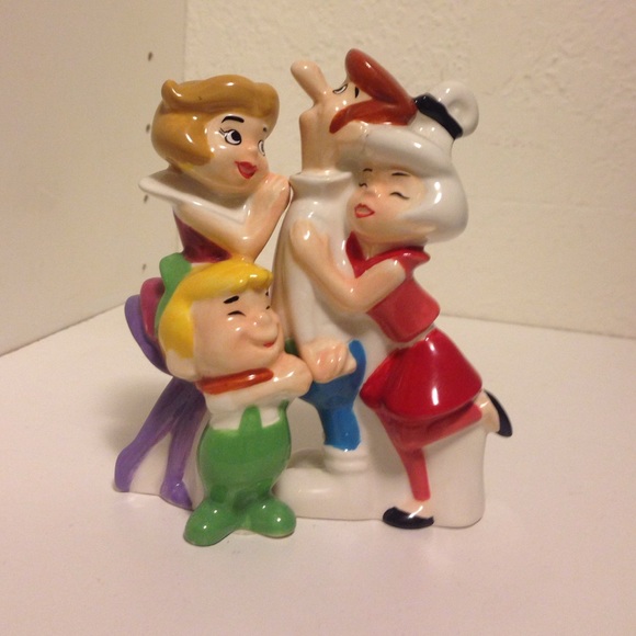 Salt& pepper shakers