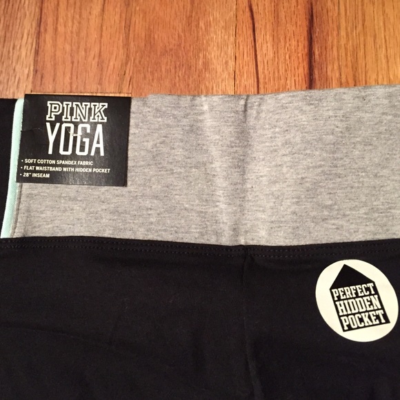 Victoria's Secret Pink yoga legging - Picture 3 of 4