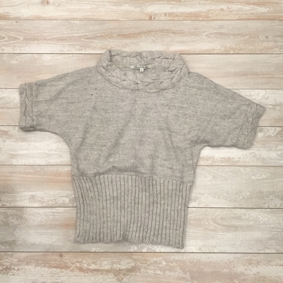 GREY SWEATER!!!