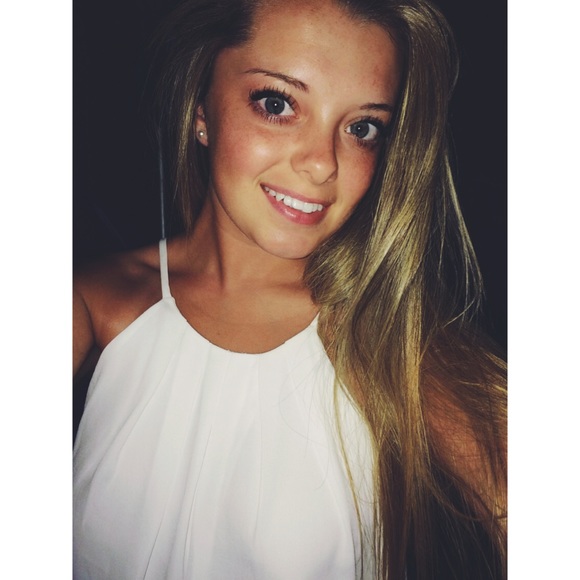 Meet your Posher, Kelsey - Picture 1 of 1