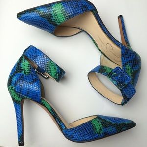 blue green heels