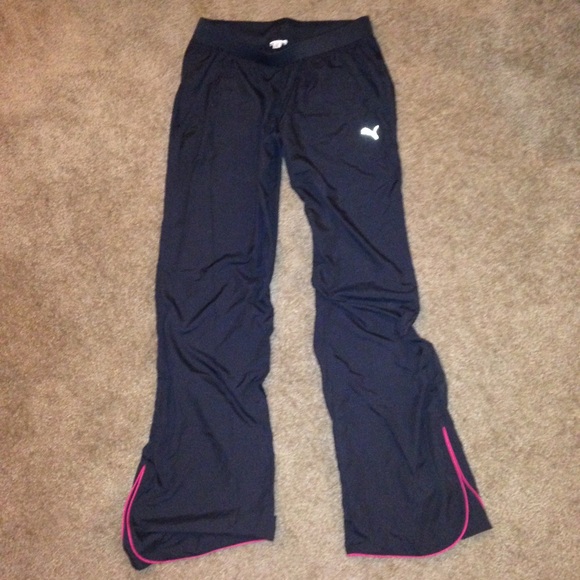 NWOT - Puma black track pants in sz S - NEVER WORN