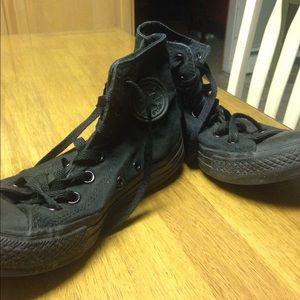Black high top converse