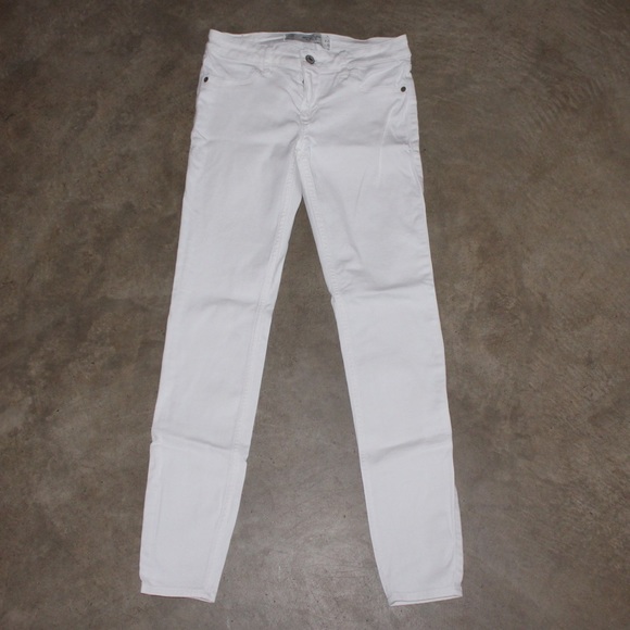 White Abercrombie & Fitch Jeans