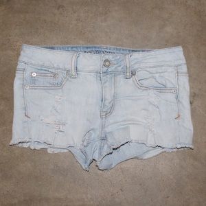 Light wash American Eagle Shorts