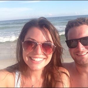 Meet your Posher, Victoria