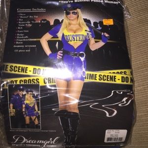 Costume