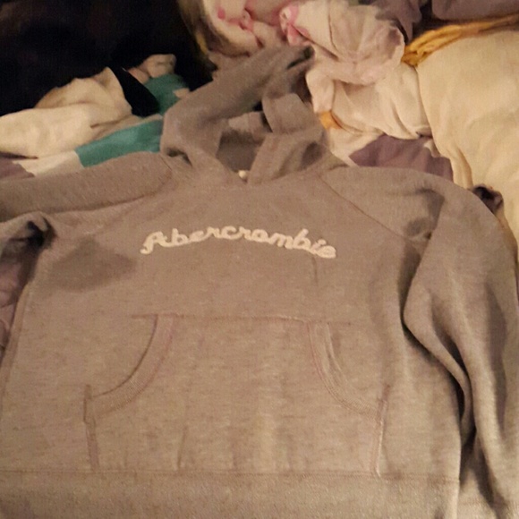 Abercrombie sweatshirt