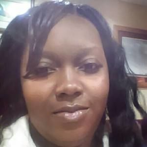 Meet your Posher, Tonisha